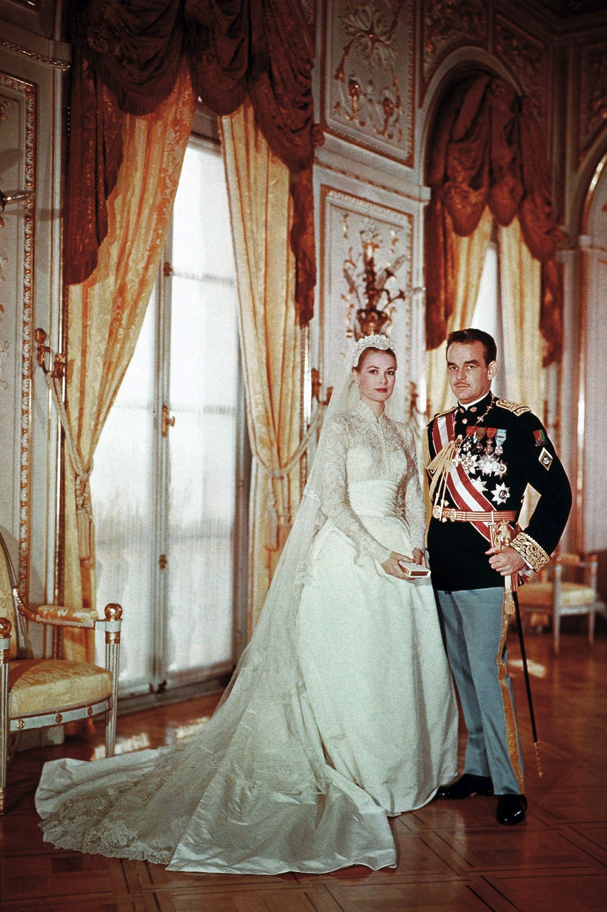 It's wedding season. Grace Kelly and Prince Ranier III of Monaco. Wedding  dress designed by MGM costume designer Helen Rose. 1956. #g... | Instagram